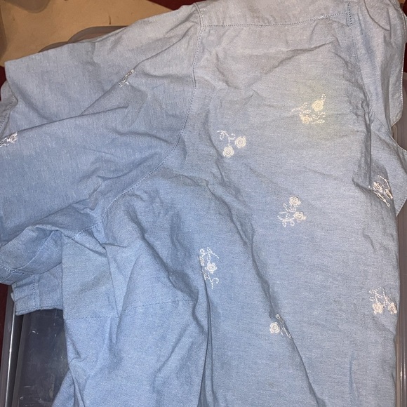 Classic Elements Light Denim Short Size 24-26W  (Preowned) - Picture 2 of 6